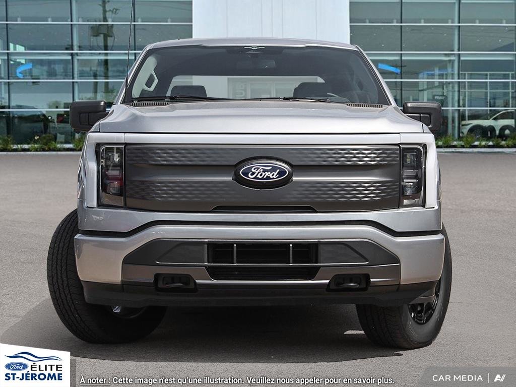Ford F-150 Lightning XLT 2025 à Charlemagne, Québec - 2 - w1024h768px