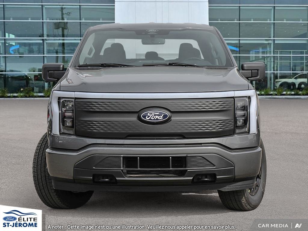 Ford F-150 Lightning XLT 2025 à Charlemagne, Québec - 2 - w1024h768px