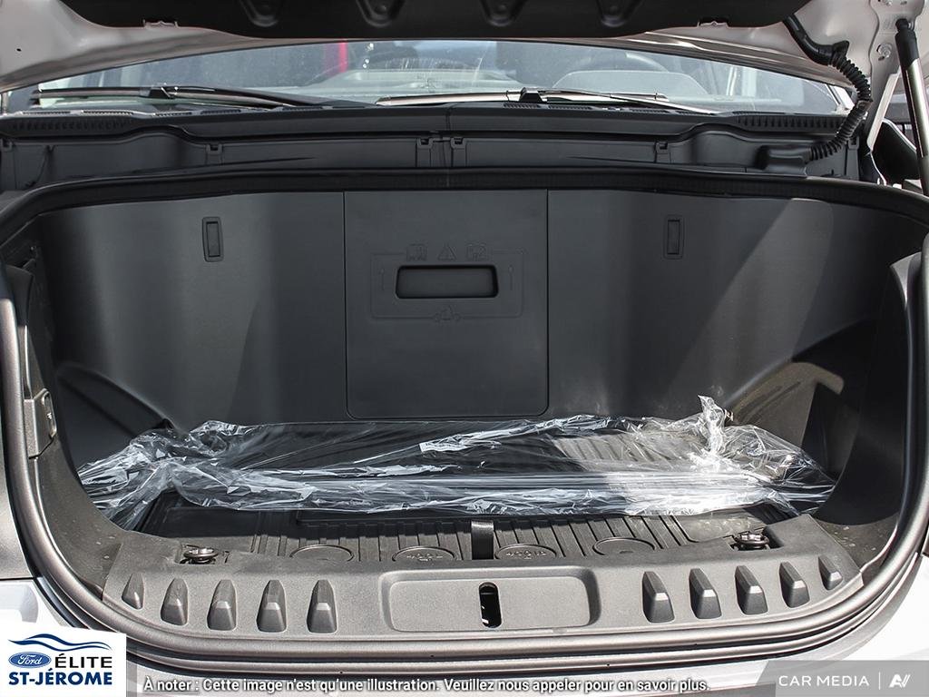 2025 Ford F-150 Lightning XLT in Charlemagne, Quebec - 6 - w1024h768px
