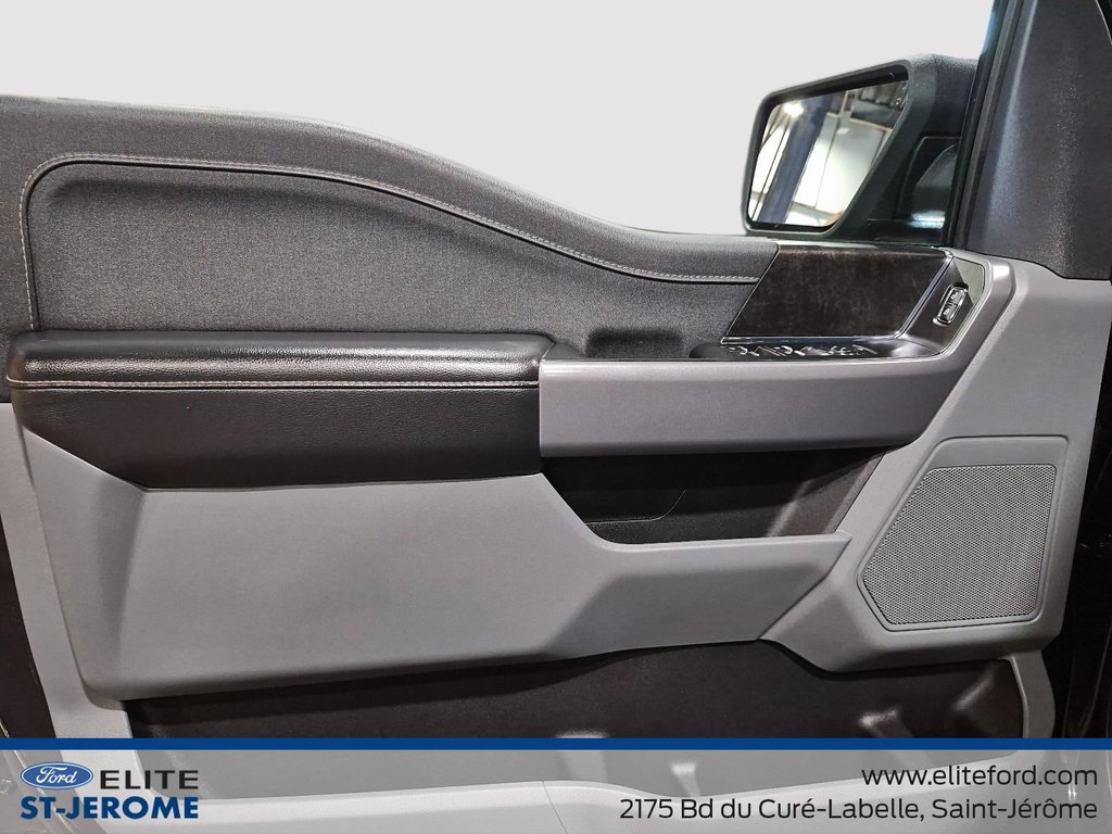 2025 Ford F-150 Lightning XLT, Petite Batterie, Ens Max Tow Package in Charlemagne, Quebec - 17 - w1024h768px