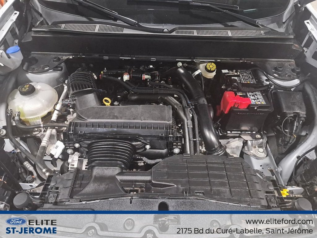 2025 Ford Maverick XLT,AWD,EMPATTEMENT DE 121 PO, ENSEMBLE NOIR in Charlemagne, Quebec - 15 - w1024h768px