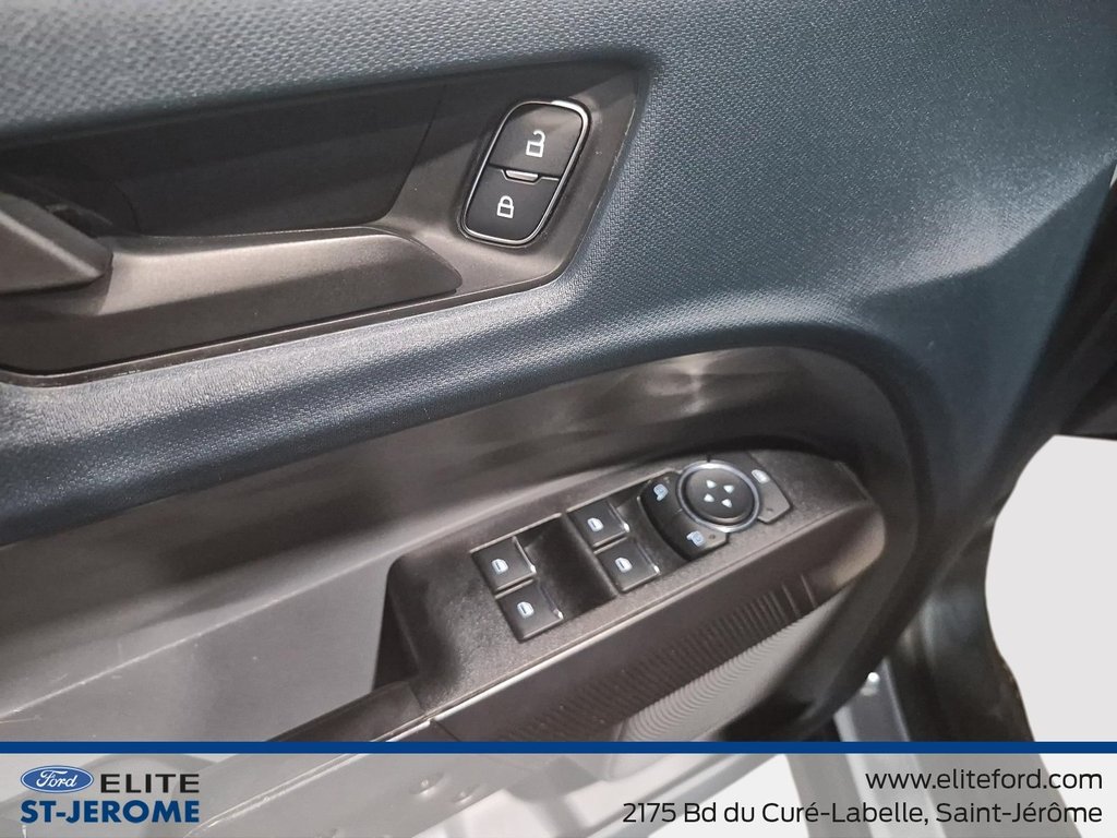 2025 Ford Maverick XLT,AWD,EMPATTEMENT DE 121 PO, ENSEMBLE NOIR in Charlemagne, Quebec - 19 - w1024h768px