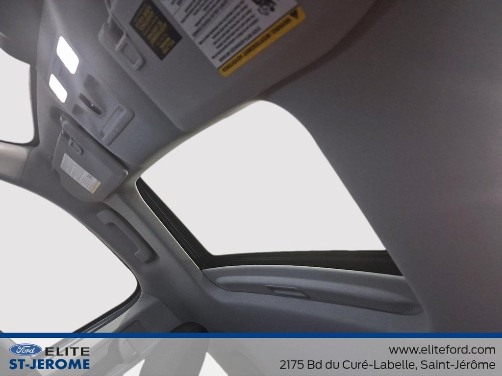 2025 Ford Maverick XLT,AWD,EMPATTEMENT DE 121 PO, ENSEMBLE NOIR in Charlemagne, Quebec - 24 - w1024h768px