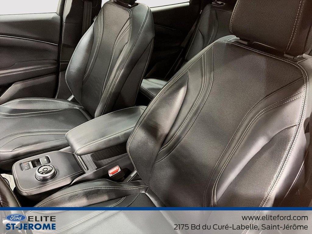 2022 Ford Mustang Mach-E Premium, Grosse Batterie in Charlemagne, Quebec - 15 - w1024h768px