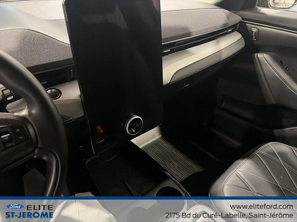 Ford Mustang Mach-E Select,RWD 2023 à Charlemagne, Québec - 21 - w1024h768px