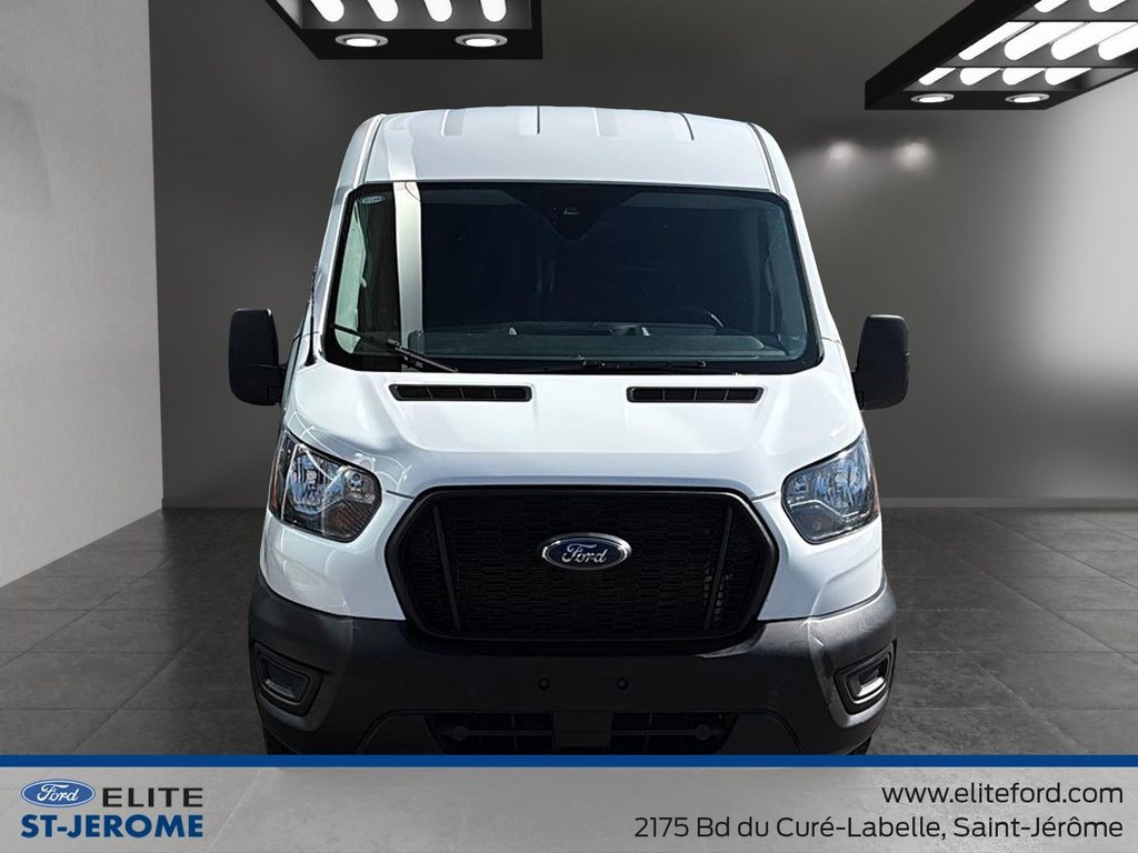 Ford Transit Cargo Van T-250 AWD, MEDIUM ROOF, 148'' WHEELBASE, CRUISE CO 2023 à Charlemagne, Québec - 2 - w1024h768px