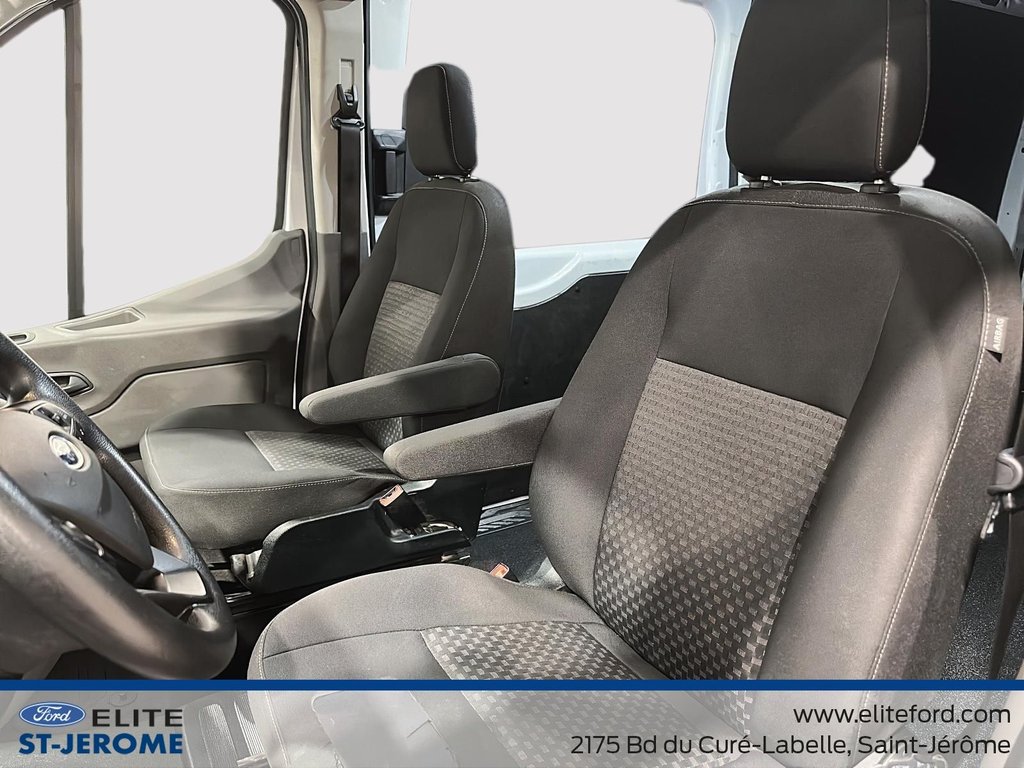 Ford Transit Cargo Van T-250  AWD TOIT MOYEN, 148PO, CRUISE CONTROLE, ENS 2023 à Charlemagne, Québec - 15 - w1024h768px