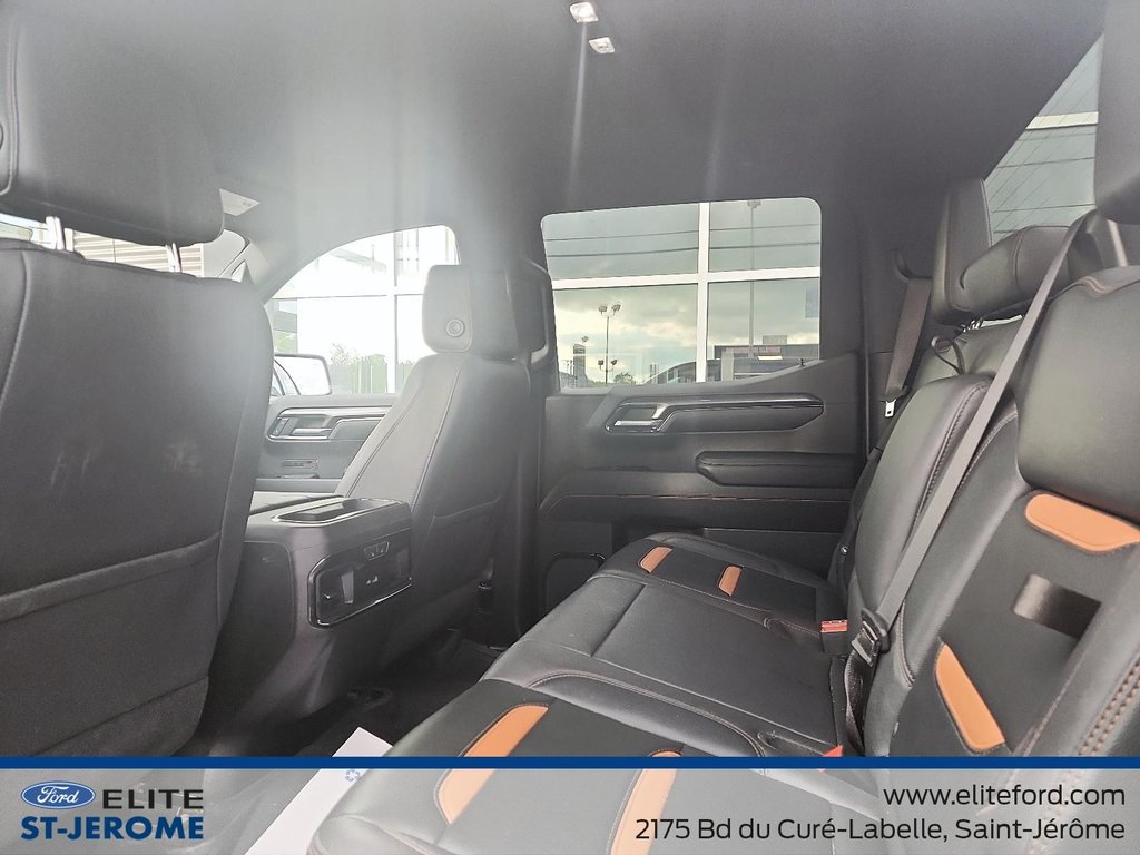 GMC Sierra 1500 AT4,BOITE 6.5, V8 6.2L,CUIR,BANC VENTILLÉ,CONSOLE 2023 à Charlemagne, Québec - 14 - w1024h768px