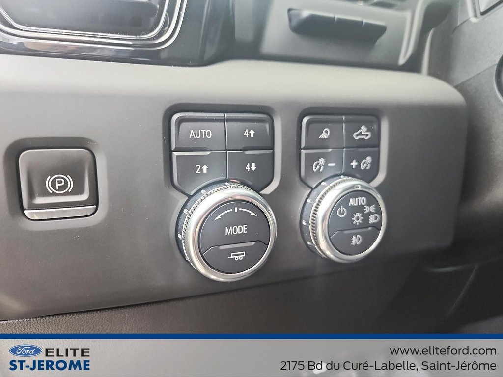 GMC Sierra 1500 AT4,BOITE 6.5, V8 6.2L,CUIR,BANC VENTILLÉ,CONSOLE 2023 à Charlemagne, Québec - 11 - w1024h768px