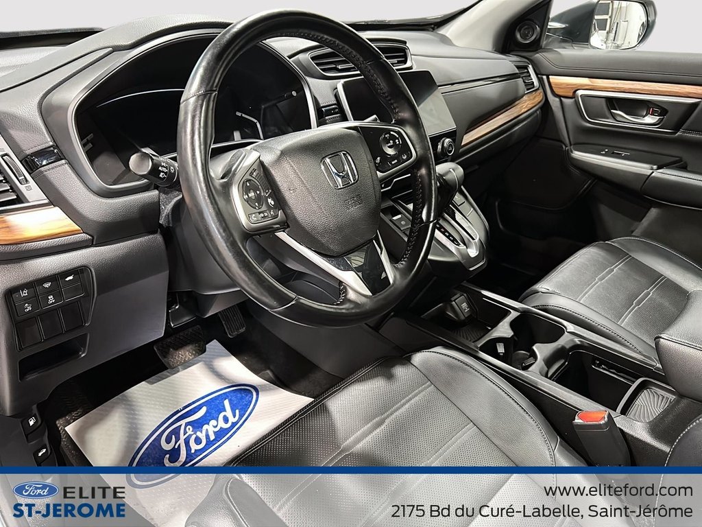 2017 Honda CR-V Touring in Charlemagne, Quebec - 19 - w1024h768px