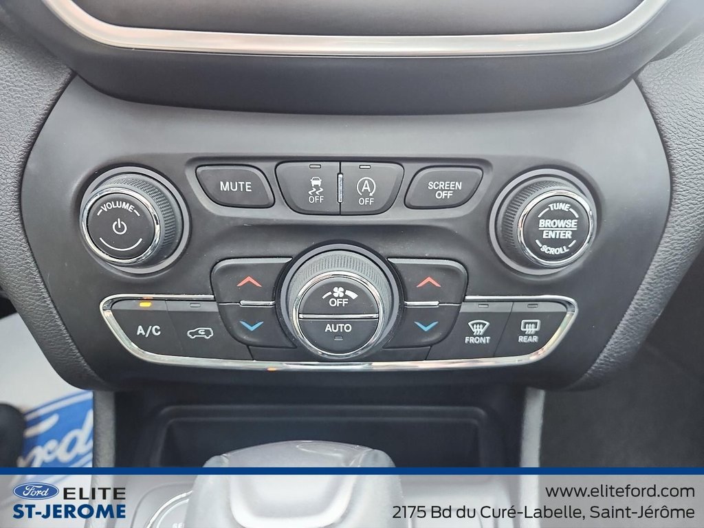 Jeep Cherokee ALTITUDE,4X4,CUIR,TOIT OUVRANT,GPS,BANC CHAUFFANT 2021 à Charlemagne, Québec - 17 - w1024h768px