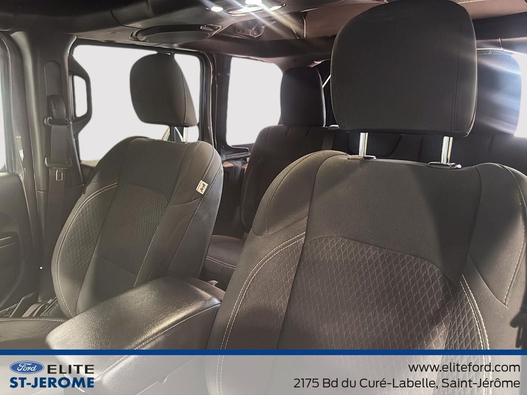 2021 Jeep Wrangler Unlimited Sport 80th Anniversaire + Toit Souple in Charlemagne, Quebec - 15 - w1024h768px