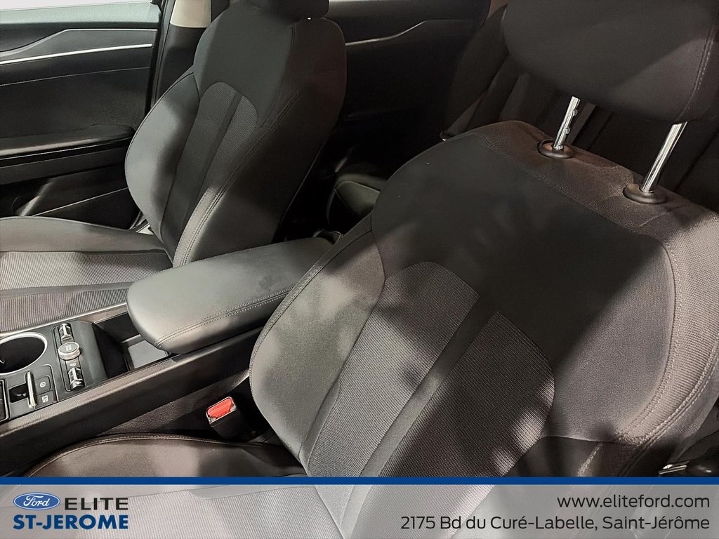 Kia K5 LX,AWD 2022 à Charlemagne, Québec - 16 - w1024h768px