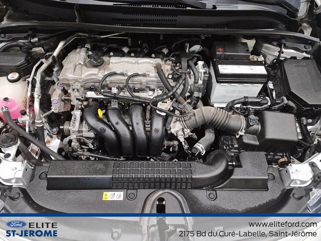 2020 Toyota Corolla LE in Saint-Jérôme, Quebec - 13 - w1024h768px