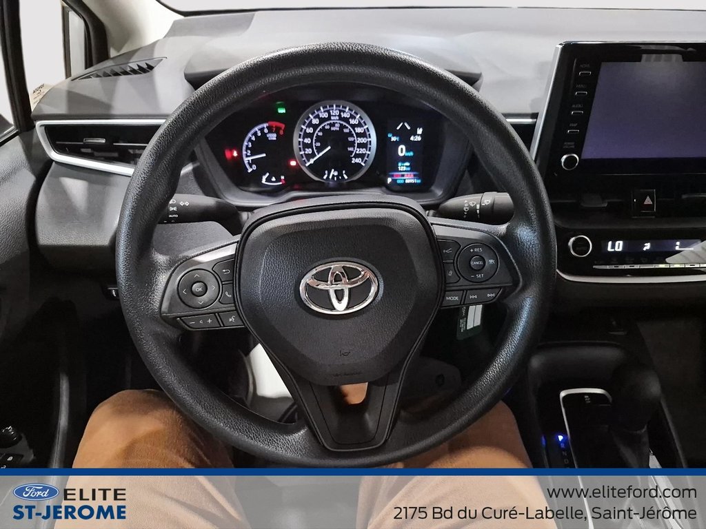 2020 Toyota Corolla LE in Saint-Jérôme, Quebec - 17 - w1024h768px