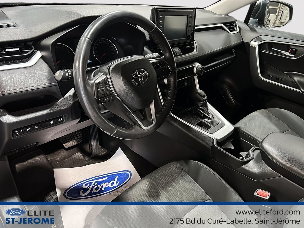2020 Toyota RAV4 XLE,AWD in Charlemagne, Quebec - 19 - w1024h768px