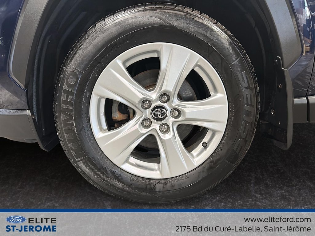 2020 Toyota RAV4 XLE,AWD in Charlemagne, Quebec - 13 - w1024h768px