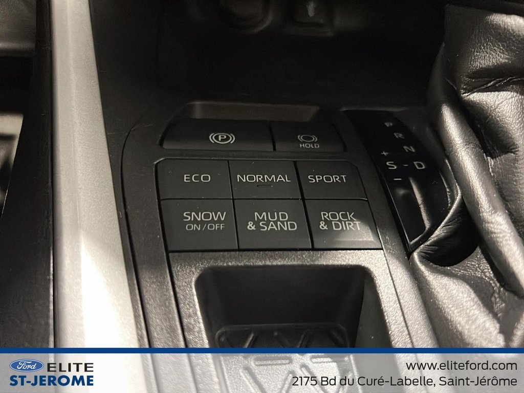 2020 Toyota RAV4 XLE,AWD in Charlemagne, Quebec - 23 - w1024h768px