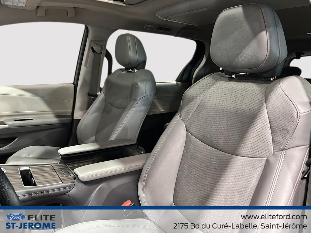 2024 Toyota Sienna Hybride Limited in Charlemagne, Quebec - 16 - w1024h768px