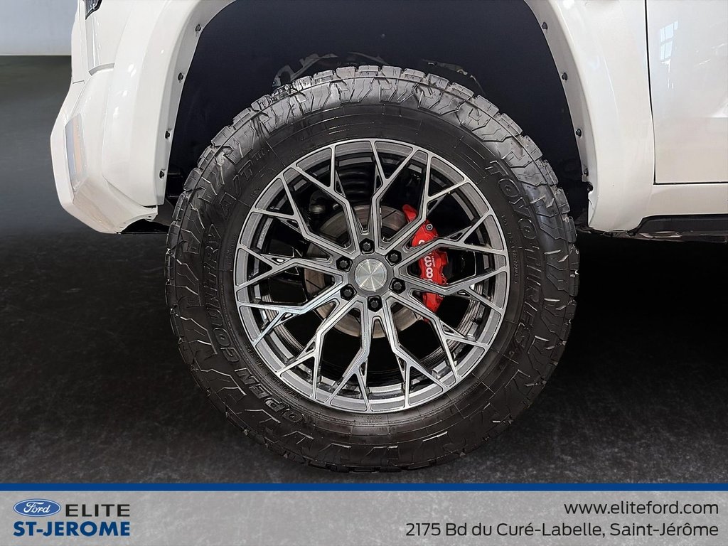 Toyota Tundra Capstone Hybrid 2025 à Charlemagne, Québec - 11 - w1024h768px