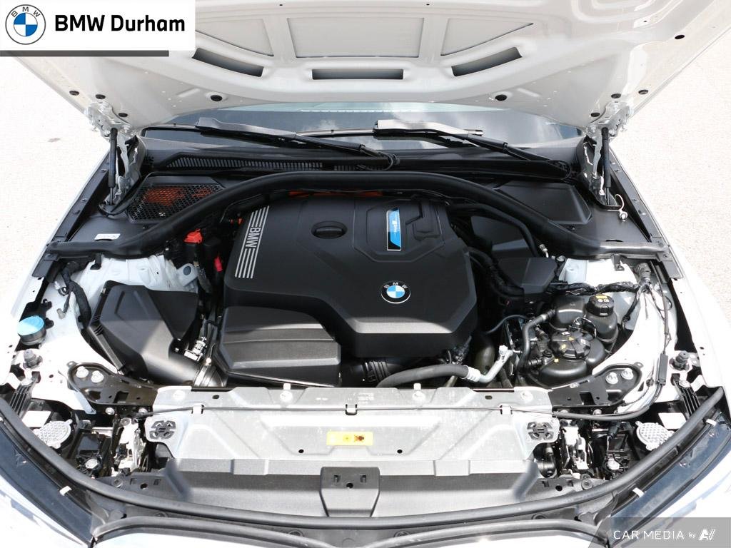 2021 BMW 330e XDrive Sedan (5P99) in Ajax, Ontario at Lakeridge Auto Gallery - 8 - w1024h768px