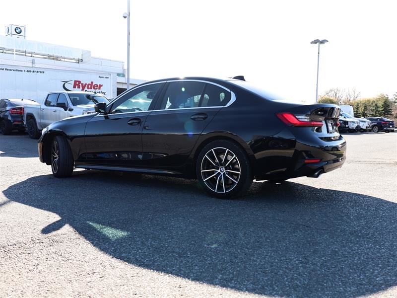 2021 BMW 330i XDrive Sedan (5R79) in Ajax, Ontario at Lakeridge Auto Gallery - 5 - w1024h768px