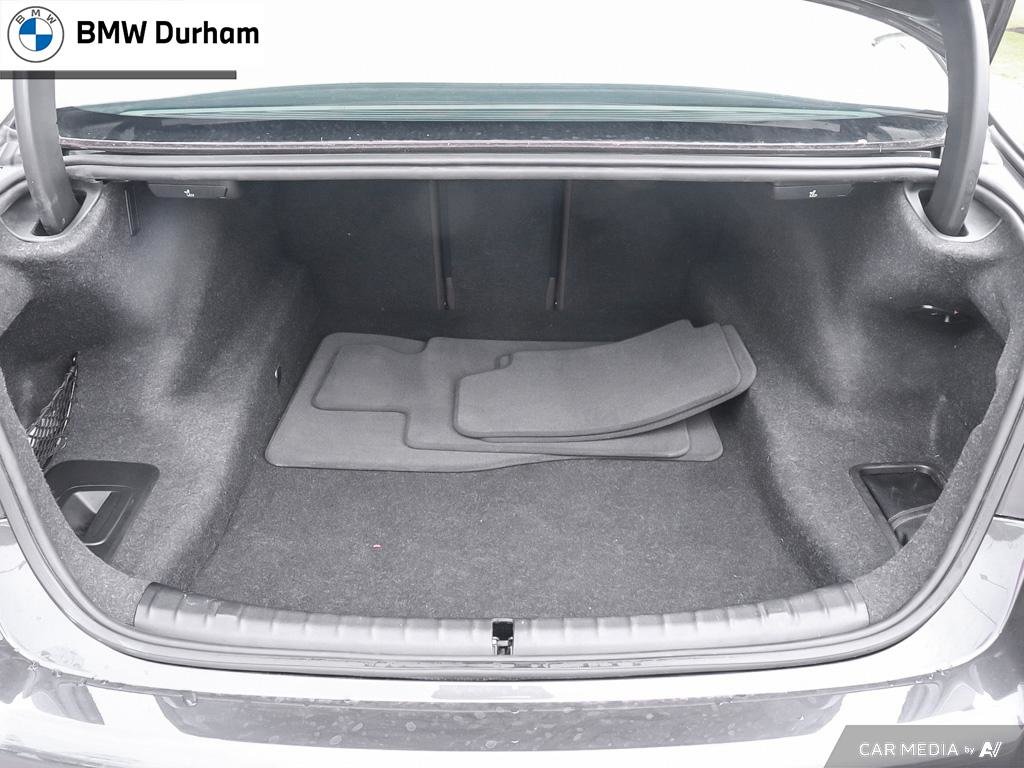 2022 BMW 540i XDrive Sedan in Ajax, Ontario at Lakeridge Auto Gallery - 11 - w1024h768px