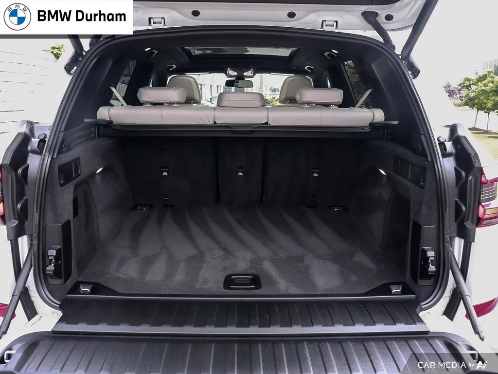 2021 BMW X5 M50i in Ajax, Ontario at Lakeridge Auto Gallery - 11 - w1024h768px