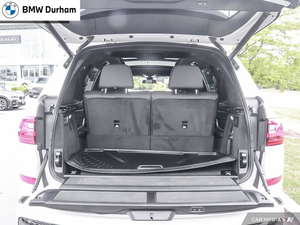 2022 BMW X7 XDrive40i in Ajax, Ontario at Lakeridge Auto Gallery - 11 - w1024h768px