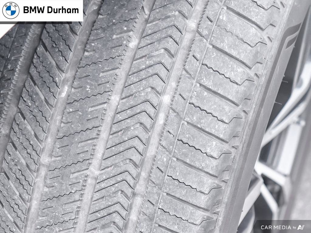 2022 BMW X7 XDrive40i in Ajax, Ontario at Lakeridge Auto Gallery - 7 - w1024h768px