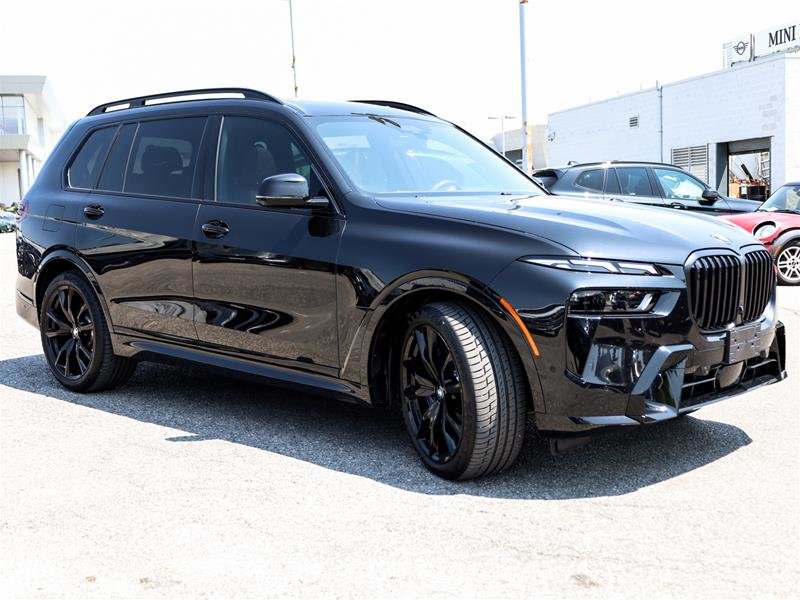 2024 BMW X7 XDrive40i in Ajax, Ontario at Lakeridge Auto Gallery - 2 - w1024h768px