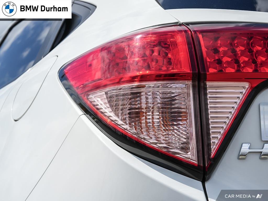 2018 Honda HR-V EX 4WD CVT in Ajax, Ontario at Lakeridge Auto Gallery - 8 - w1024h768px
