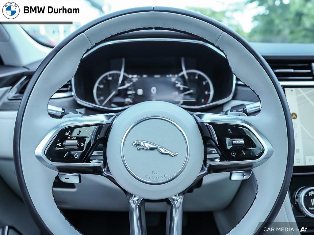 2022 Jaguar F-PACE P250 AWD S in Ajax, Ontario at Lakeridge Auto Gallery - 14 - w1024h768px