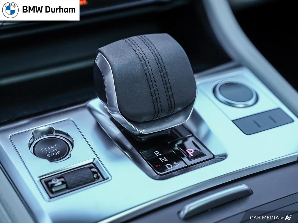 2022 Jaguar F-PACE P250 AWD S in Ajax, Ontario at Lakeridge Auto Gallery - 19 - w1024h768px
