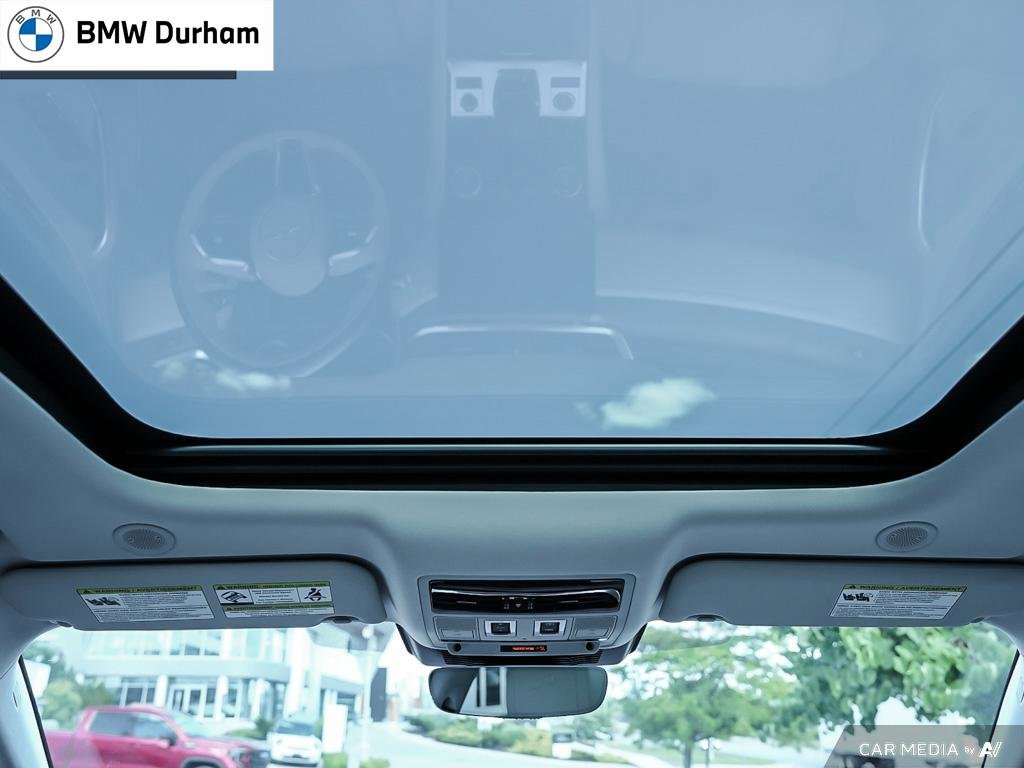 2022 Jaguar F-PACE P250 AWD S in Ajax, Ontario at Lakeridge Auto Gallery - 26 - w1024h768px