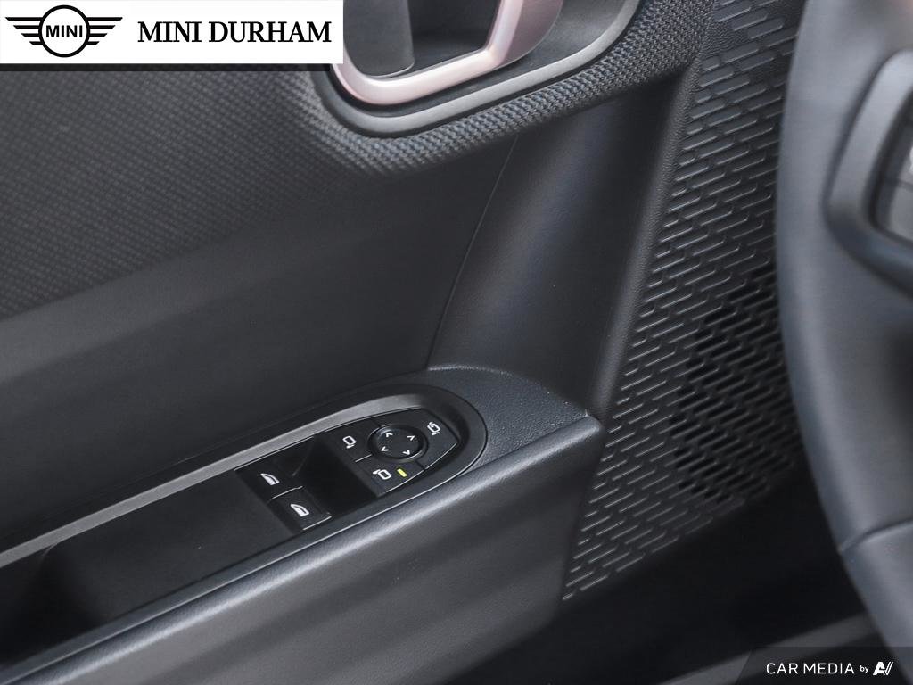 2025 MINI 3 Door Cooper C FWD in Ajax, Ontario at Lakeridge Auto Gallery - 17 - w1024h768px