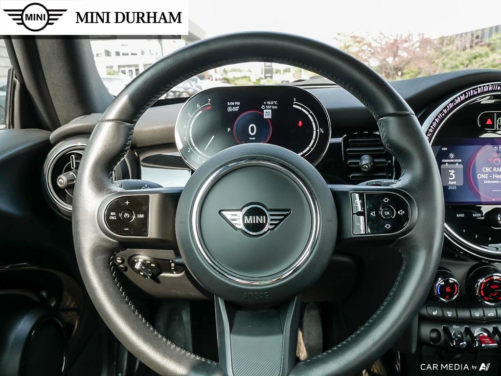 2024 MINI Cooper Convertible Cooper in Ajax, Ontario at Lakeridge Auto Gallery - 13 - w1024h768px