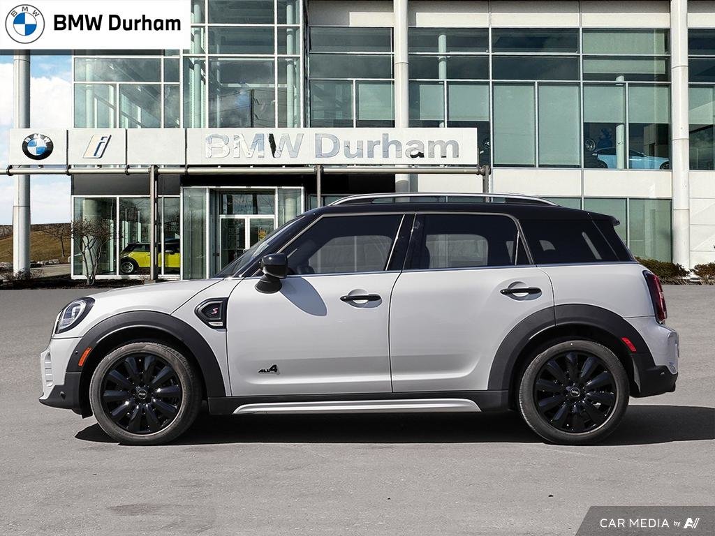 2023 MINI Cooper S Countryman ALL4 in Ajax, Ontario at Lakeridge Auto Gallery - 3 - w1024h768px