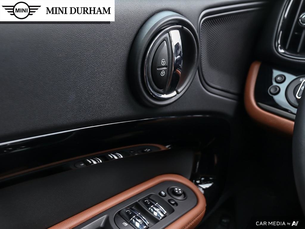 2023 MINI Cooper S Countryman ALL4 in Ajax, Ontario at Lakeridge Auto Gallery - 17 - w1024h768px