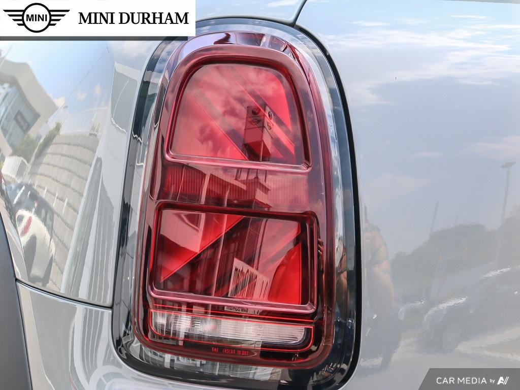 2023 MINI Cooper S Countryman ALL4 in Ajax, Ontario at Lakeridge Auto Gallery - 12 - w1024h768px