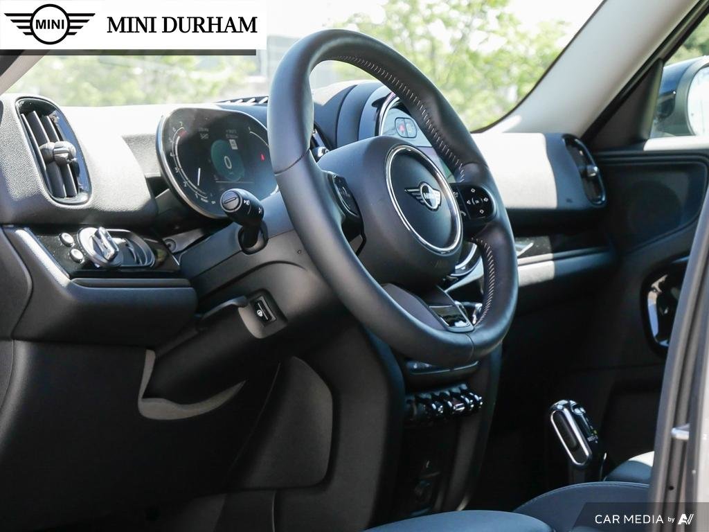 2024 MINI Cooper S Countryman ALL4 in Ajax, Ontario at Lakeridge Auto Gallery - 13 - w1024h768px