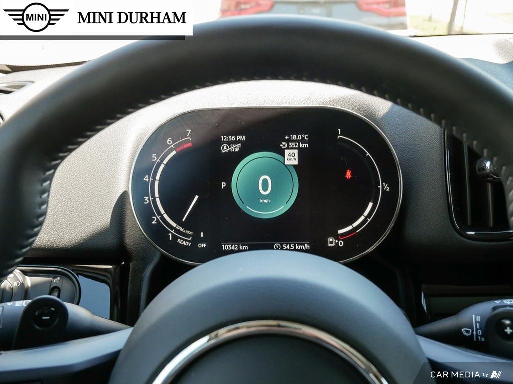 2024 MINI Cooper S Countryman ALL4 in Ajax, Ontario at Lakeridge Auto Gallery - 15 - w1024h768px