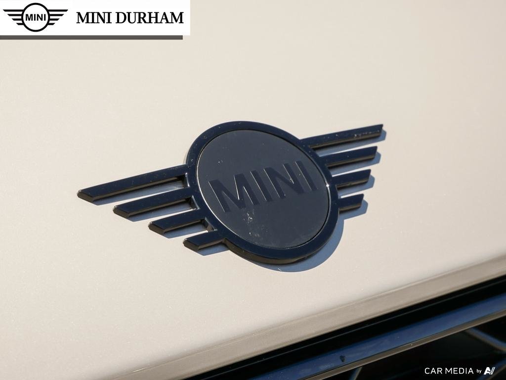 2024 MINI Cooper S Countryman ALL4 in Ajax, Ontario at Lakeridge Auto Gallery - 9 - w1024h768px