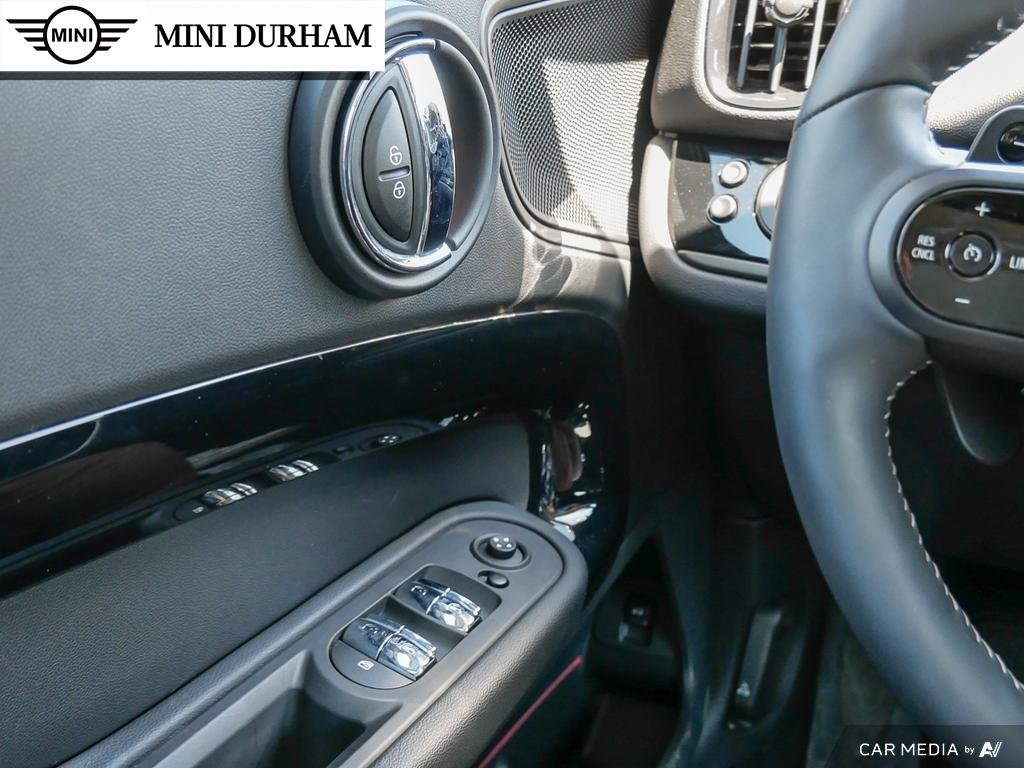2024 MINI Cooper S Countryman ALL4 in Ajax, Ontario at Lakeridge Auto Gallery - 17 - w1024h768px