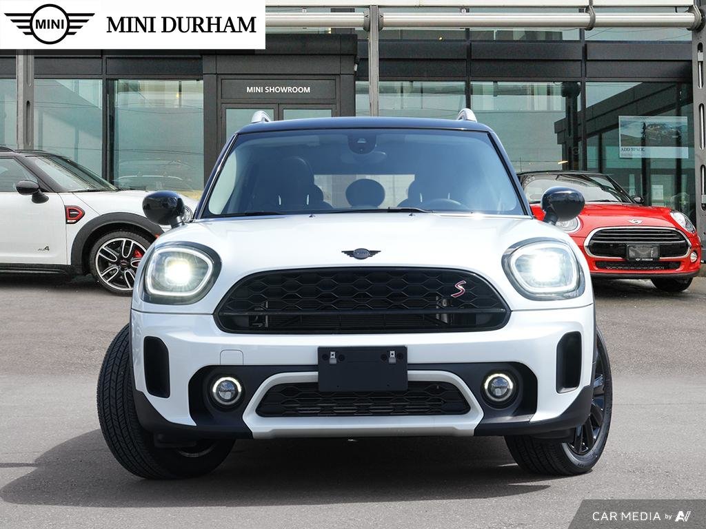 2024 MINI Cooper S Countryman ALL4 in Ajax, Ontario at Lakeridge Auto Gallery - 2 - w1024h768px