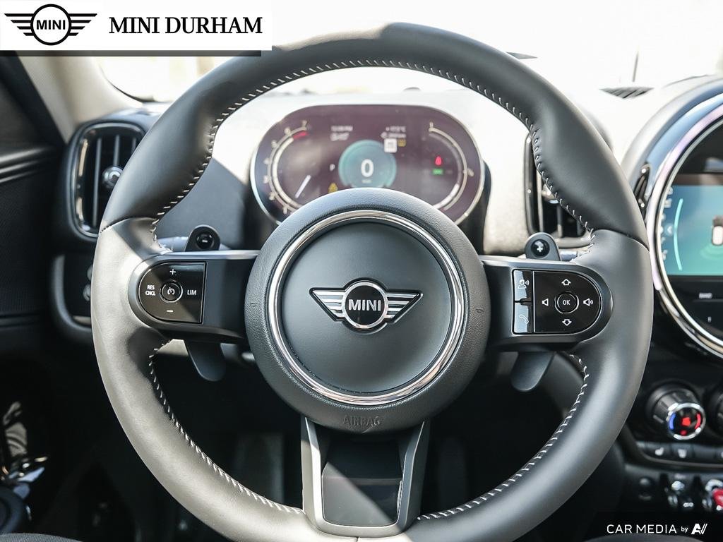 2024 MINI Cooper S Countryman ALL4 in Ajax, Ontario at Lakeridge Auto Gallery - 15 - w1024h768px