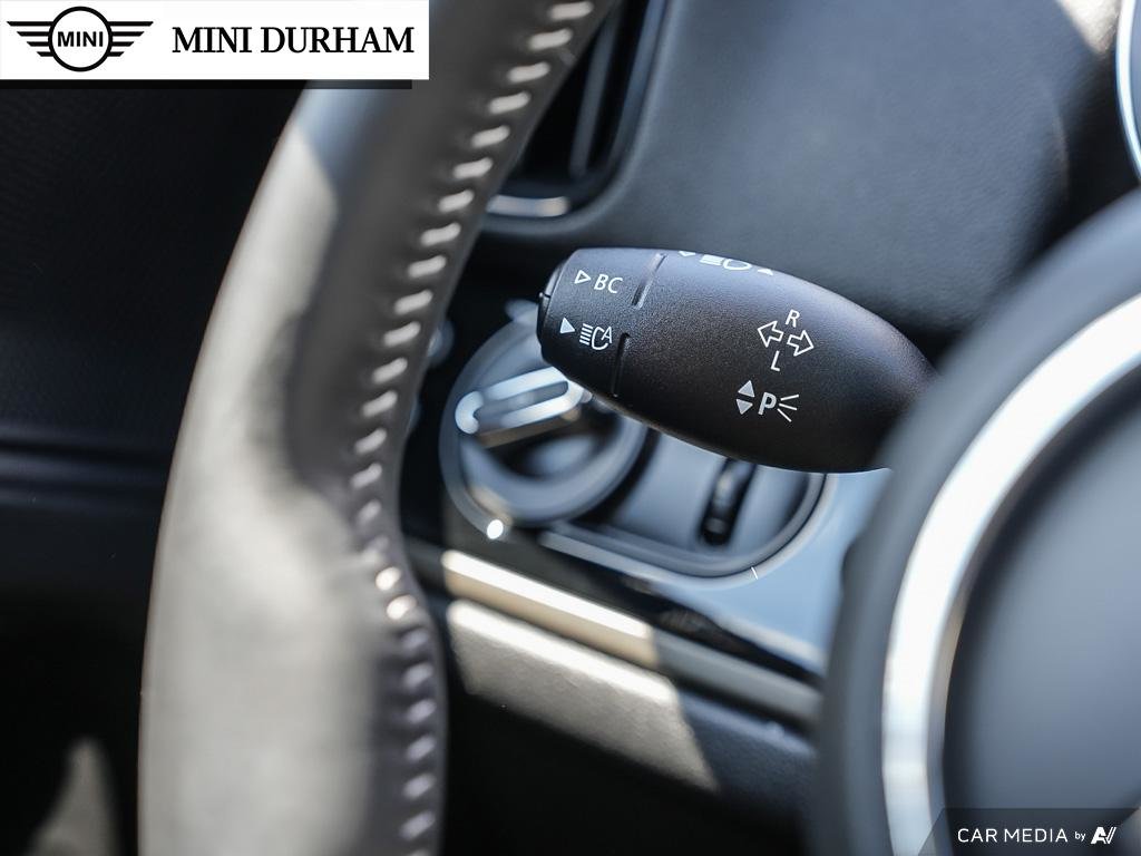 2024 MINI Cooper S Countryman ALL4 in Ajax, Ontario at Lakeridge Auto Gallery - 17 - w1024h768px