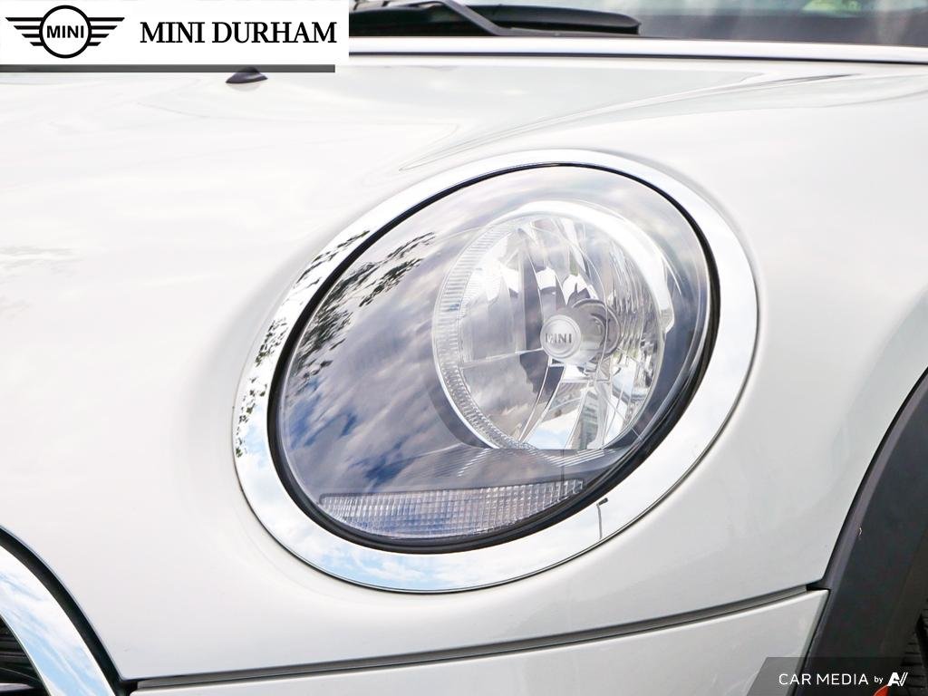 2021 MINI Cooper 5 Door in Ajax, Ontario at Lakeridge Auto Gallery - 8 - w1024h768px