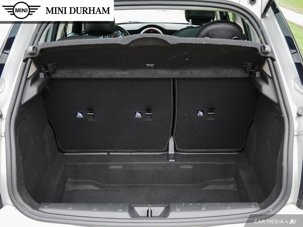 2021 MINI Cooper 5 Door in Ajax, Ontario at Lakeridge Auto Gallery - 9 - w1024h768px