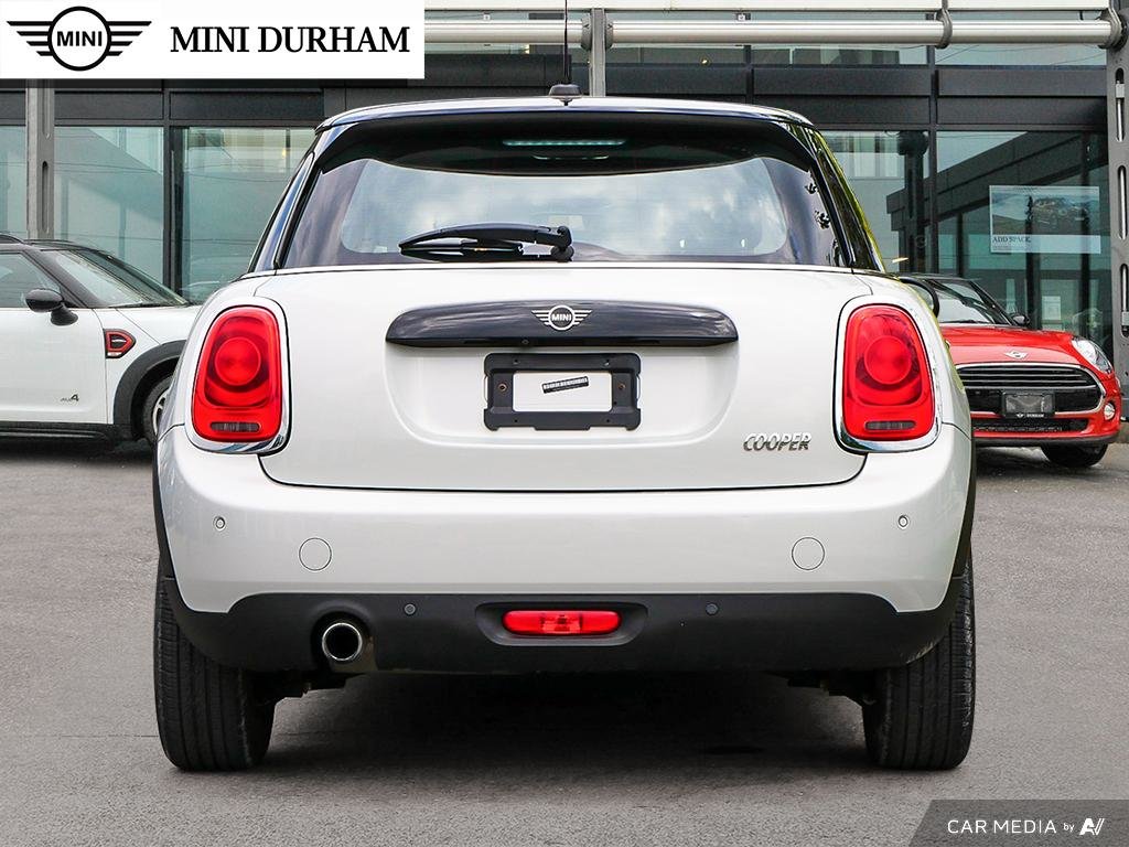 2021 MINI Cooper 5 Door in Ajax, Ontario at Lakeridge Auto Gallery - 5 - w1024h768px